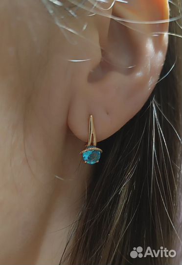 Серебряные серьги с голубым кварцем