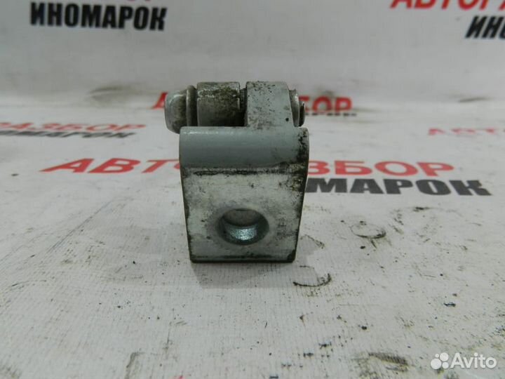 Петля двери передней левой верхняя для Skoda Fabia