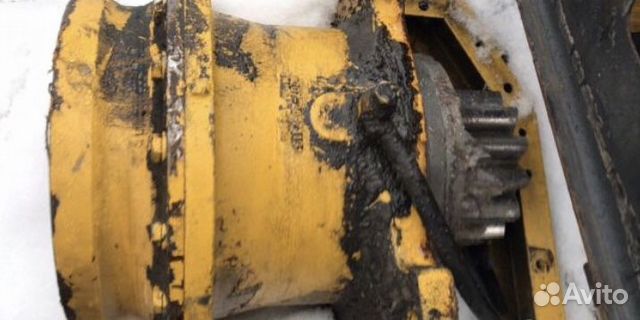 Редуктор поворота Komatsu PC300-7