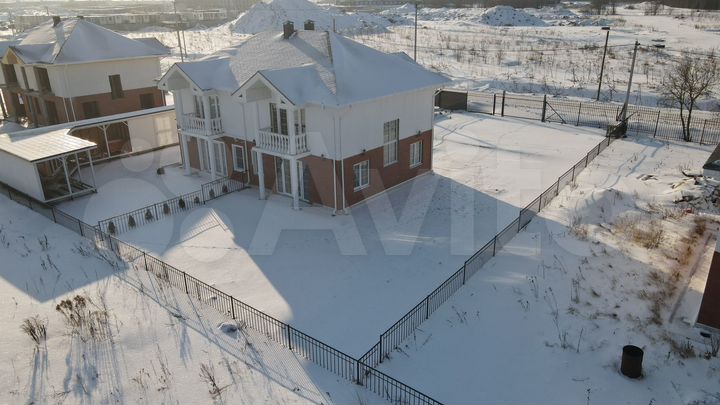 Коттедж 113 м² на участке 6 сот.