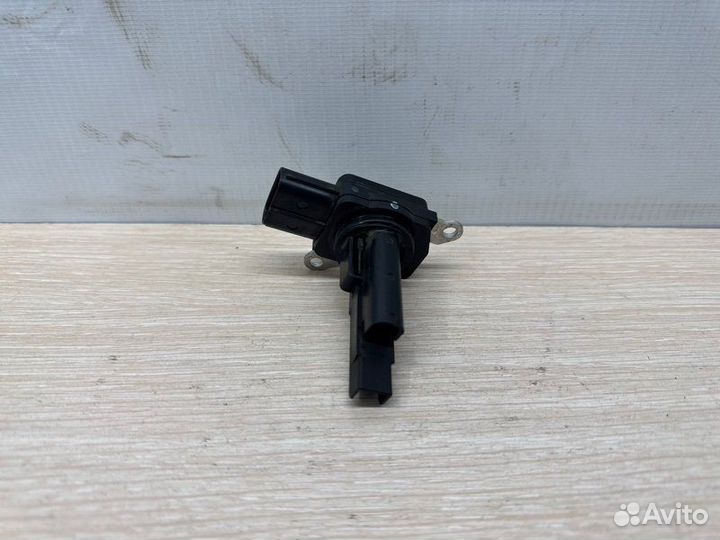 Датчик массового расхода воздуха Mitsubishi Pajero