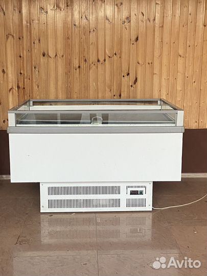 Витринный холодильник