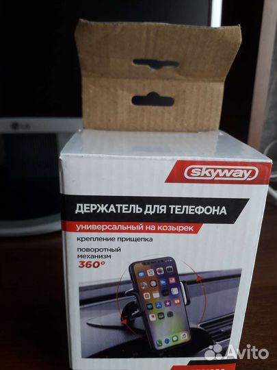 Держатель для телефона в машину