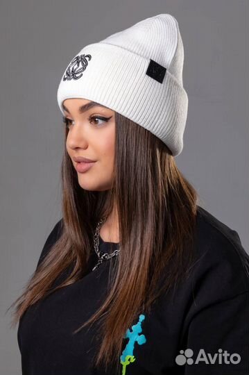 Шапка женская Loewe