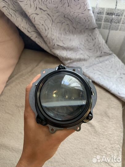 Линзы на toyota camry 40