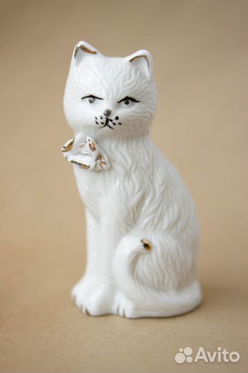 Фарфоровая кошка статуэтка ретро 13 см кот