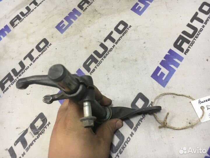 Вилка сцепления Дэу Нексия