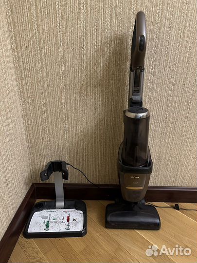 Пылесос Bork Model V 800