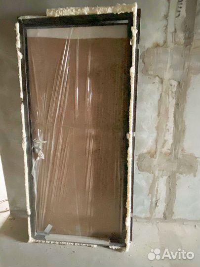 Дверь от застройщика лист