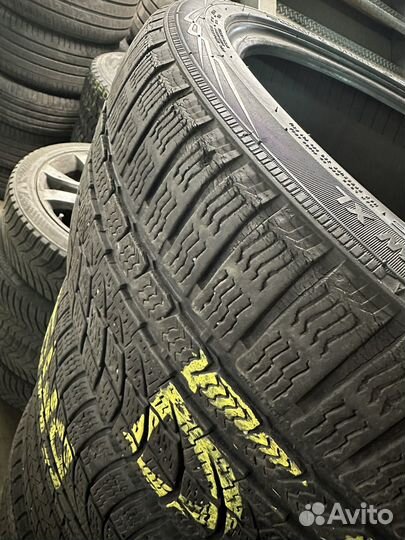 Nokian Tyres Hakkapeliitta 1 245/40 R20