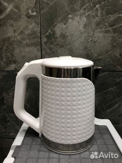 Чайник электрический новый