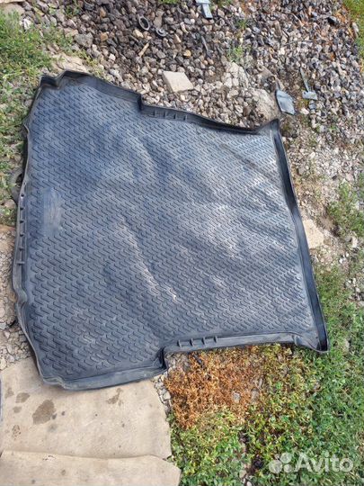 Коврик в багажник Ford Explorer U502 duratec tivct