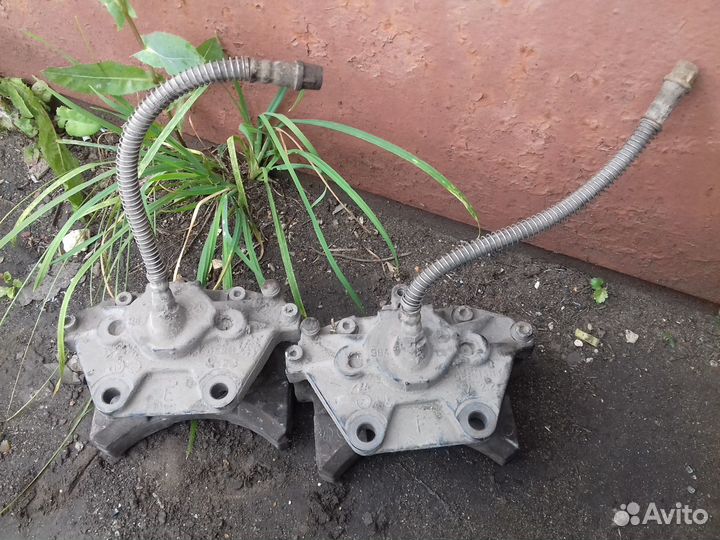 Задние суппорта мерседес 220. Оригинал в идеал