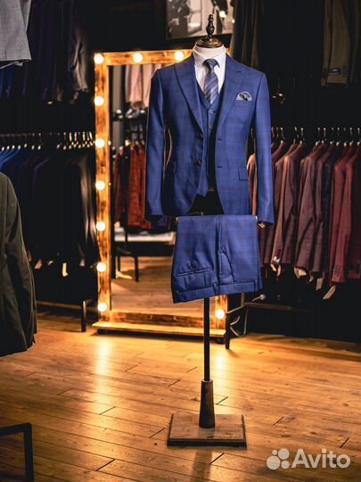 Мужской классический костюм