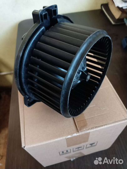 Моторчик печки Mitsubishi Pajero IV 4