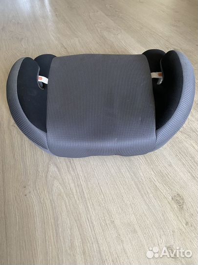 Детская сидушка в машину