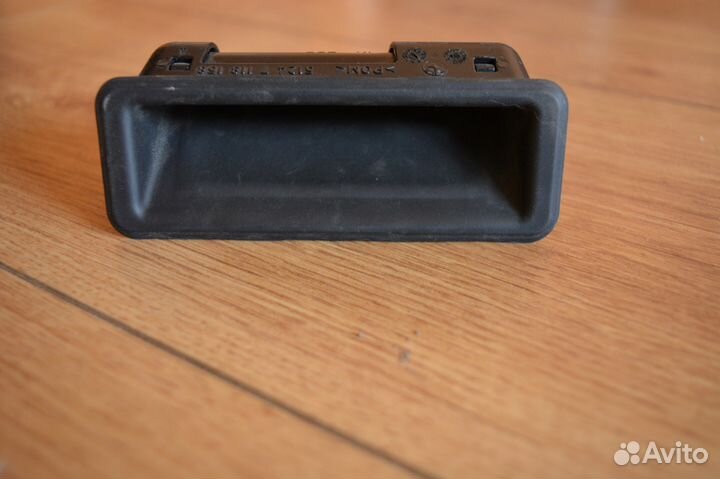 5124 7 118 158 - ручка открывания багажника BMW