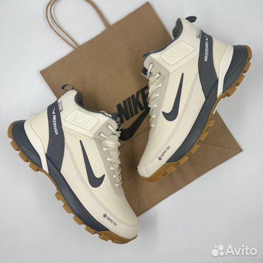 Nike Rivah Gore-Tex Beige