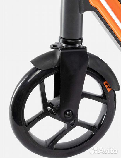 Самокат reaction 200