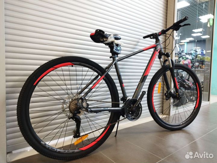 Велосипед Горный Stels Navigator 920 D 29