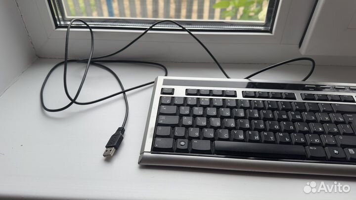 Клавиатура logitech