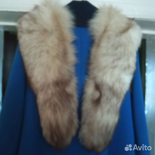 Меховой воротник песец