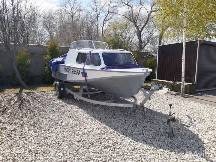 Амур-2 (с каютой) + мотор mercury 90