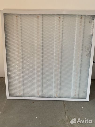 Светильник потолочный светодиодный