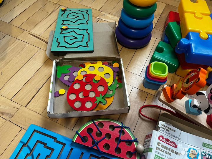 Развивающие игрушки сортер кубики пирамиды