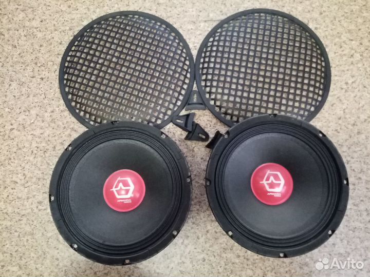 Автомобильный усилитель звука