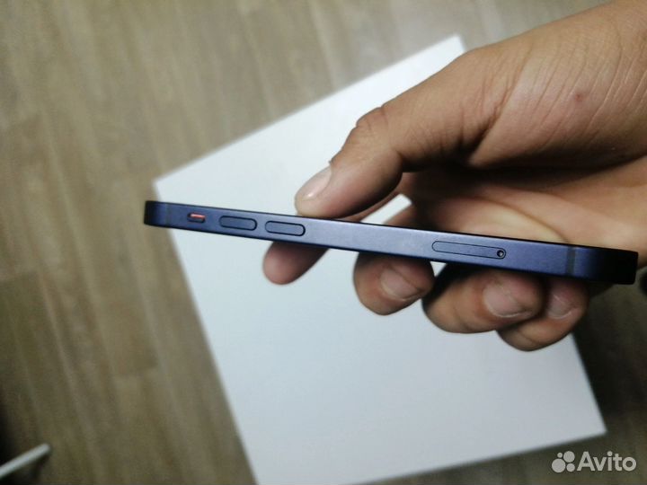 iPhone 12 mini, 64 ГБ