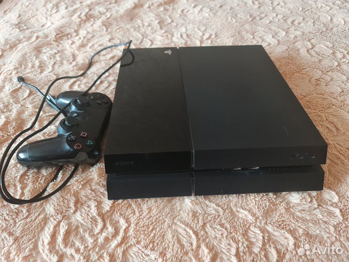 Sony playstation 4 +игры GTA5, FIFA, NHL,UFS, NBA