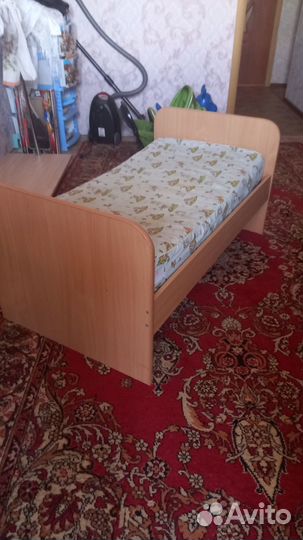 Продам детску кроватку 160 см