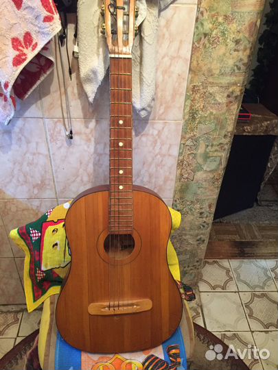 Классическая гитара шестиструнная бу