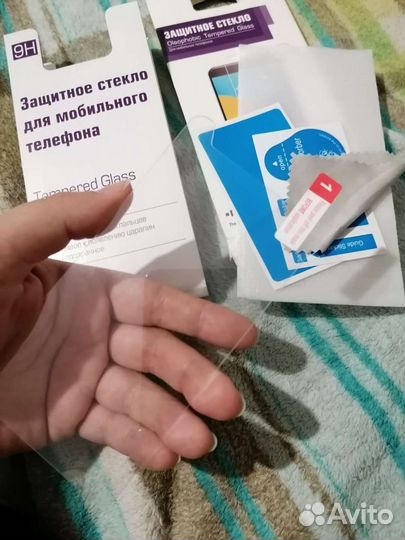 Универсальное защитное стекло