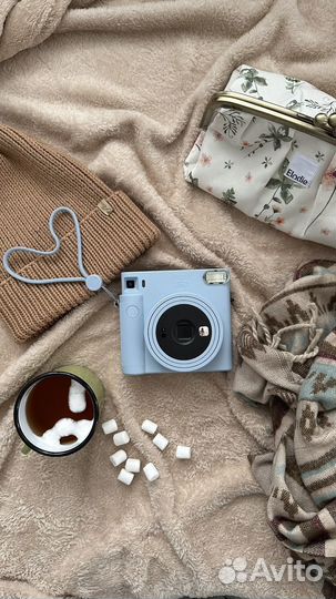 Фотоаппарат мгновенной печати instax sq1