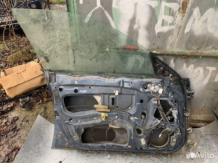 Дверь Субару Легаси передняя левая