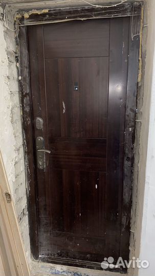 Дверь входная металлическая