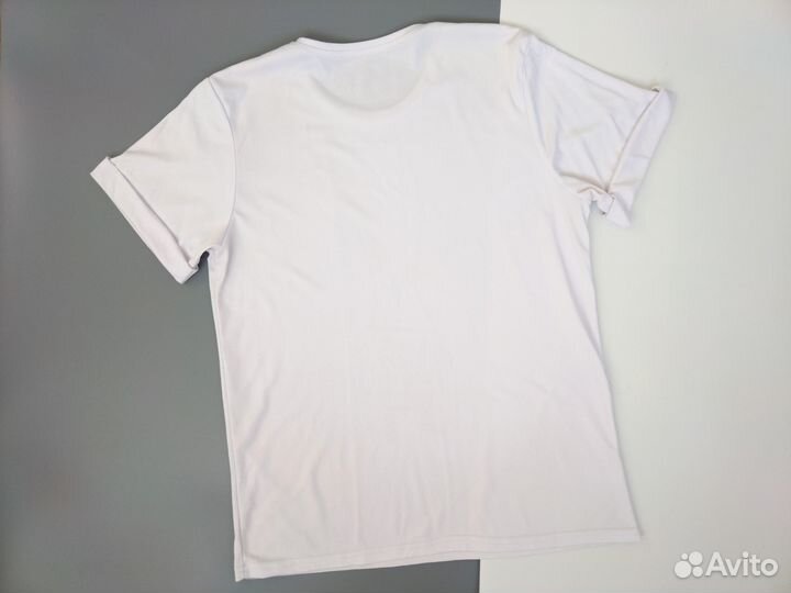 Футболка 42 44 46 с принтом базовая белая