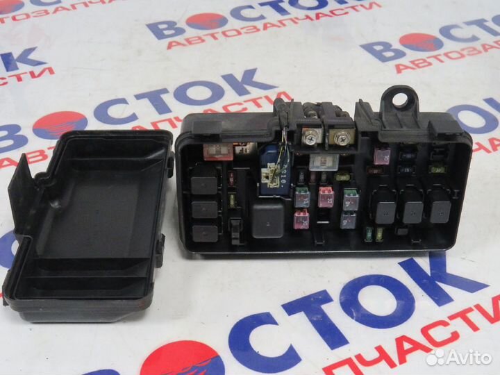 Блок предохранителей honda odyssey RA6 F23A
