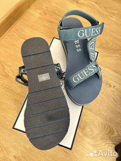 Сандали Guess оригинал