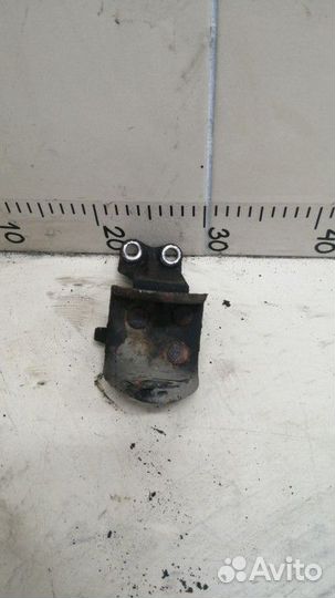 Кронштейн двигателя Suzuki Baleno