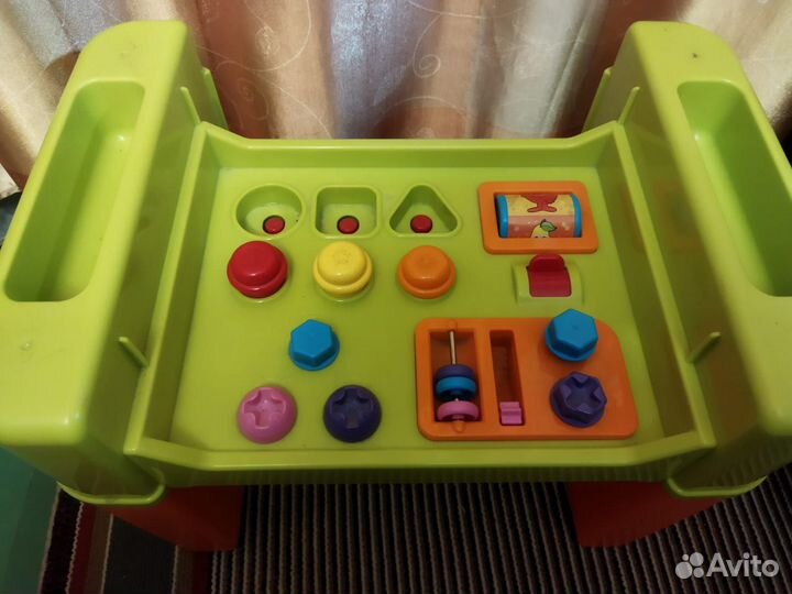 Развивающий стол