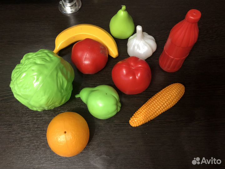 Тележка детская с фруктами и овощами