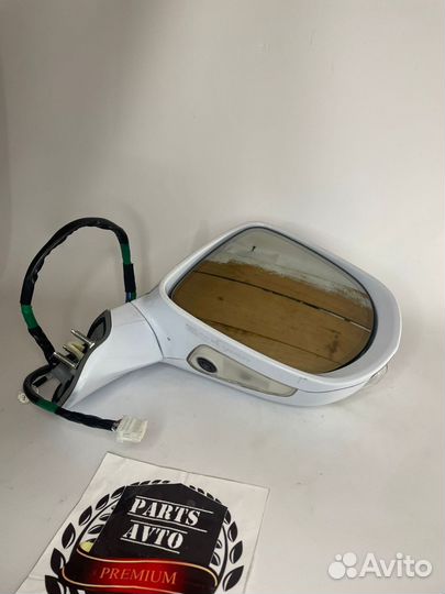 Зеркало правое Lexus RX3 с камерой