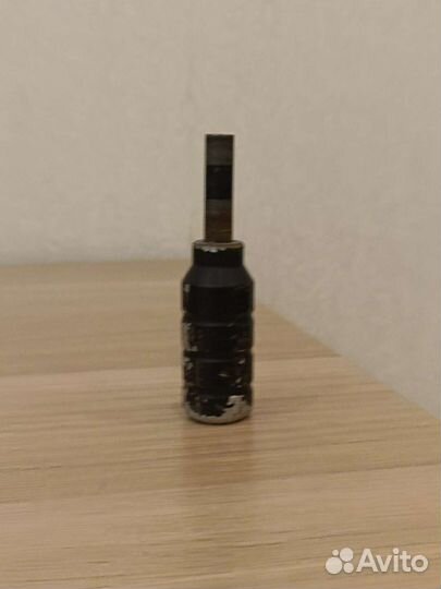 Колесо и пега на трюковой самокат