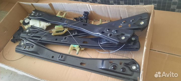 Передние стеклоподьемники BMW x7