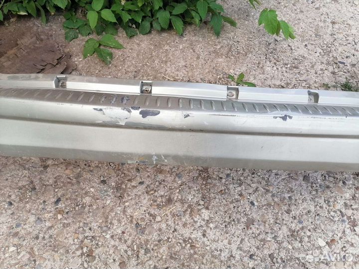 Задний бампер largus