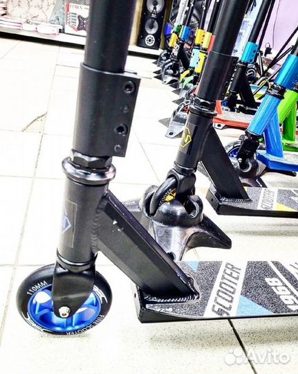 Самокат трюковой S10