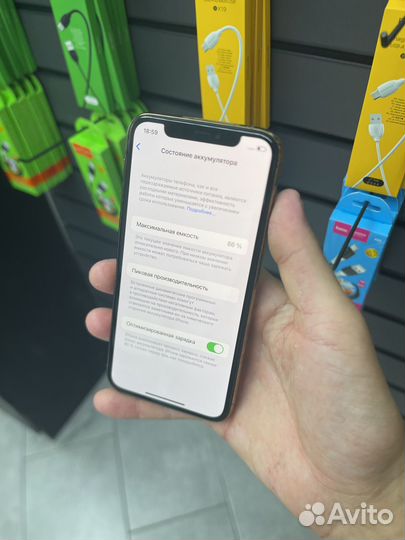 iPhone 11 Pro, 64 ГБ